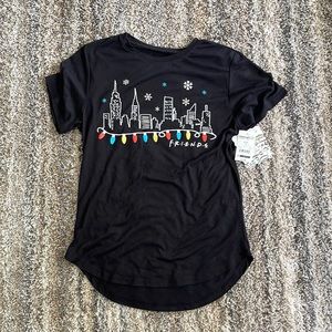 Size S FRIENDS short sleeve Tee